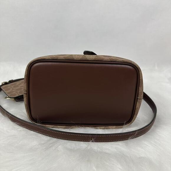 Coach Rowan Bucket Bag Crossbody In Signature Canvas CBH07 Tan Brown NWT - Picture 10 of 10